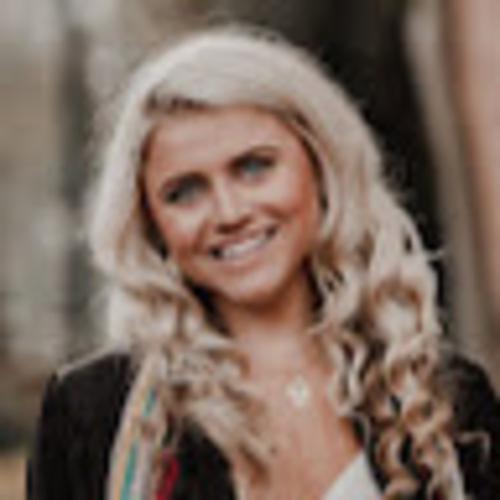 Meet your Posher, Anna